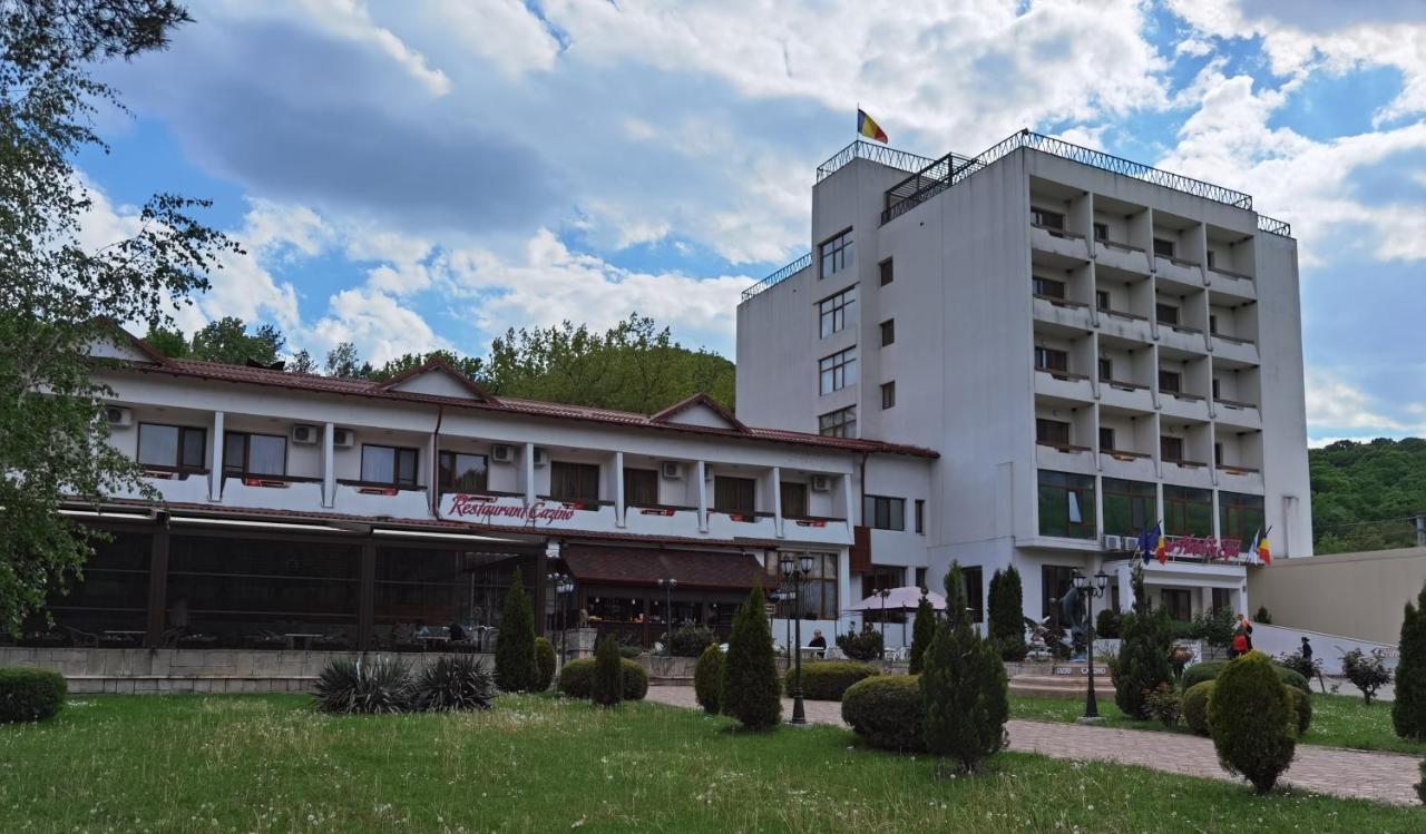 Hotel Spa Cazino Monteoru Sărata-Monteoru エクステリア 写真